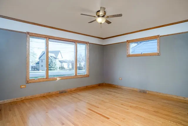 $365,000 | 104 Lakewood Drive, Antioch, IL 60002