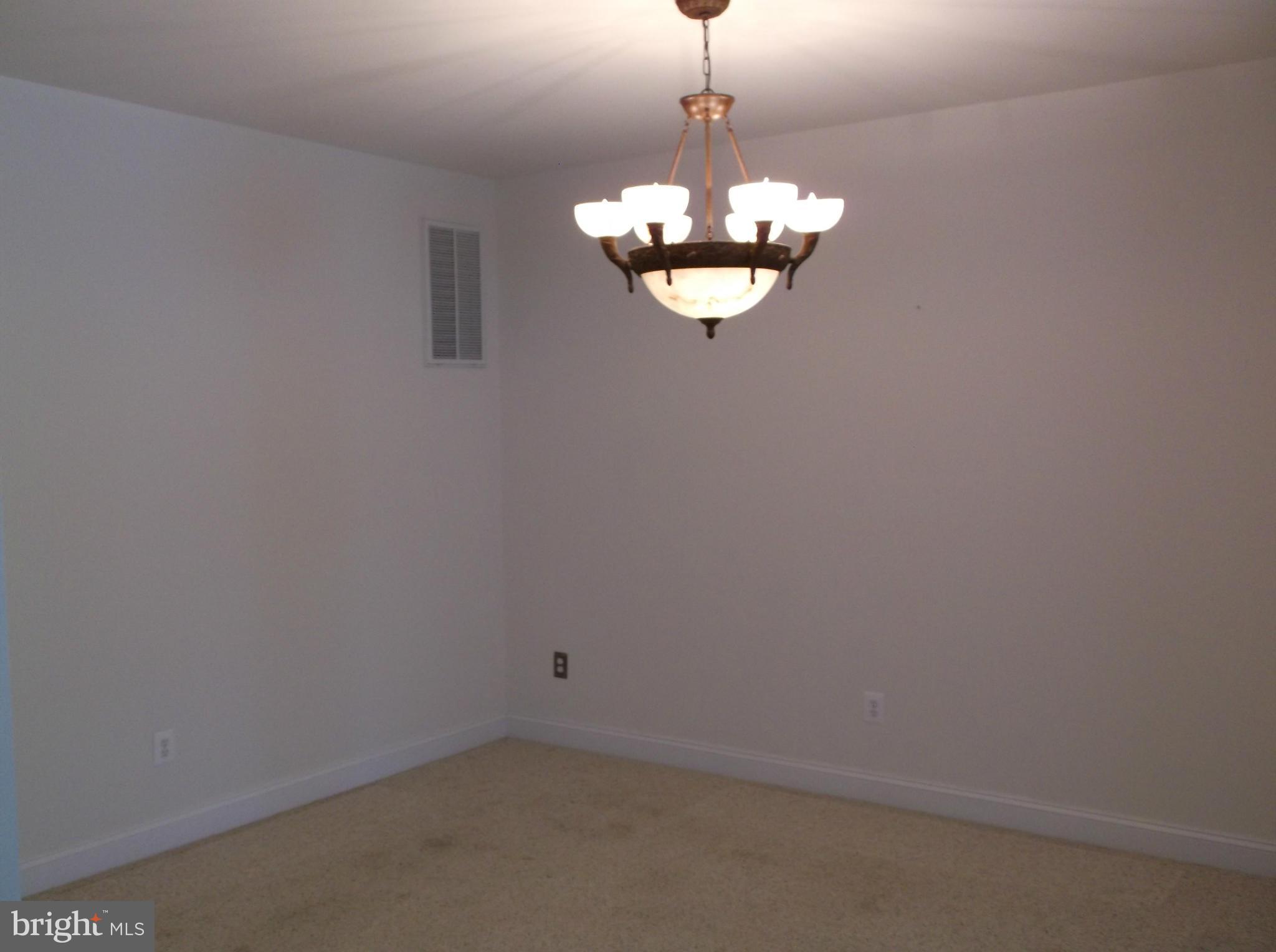 11722 Hilltop Road Lusby, MD 20657 - Photo 16 of 30 Dining Room