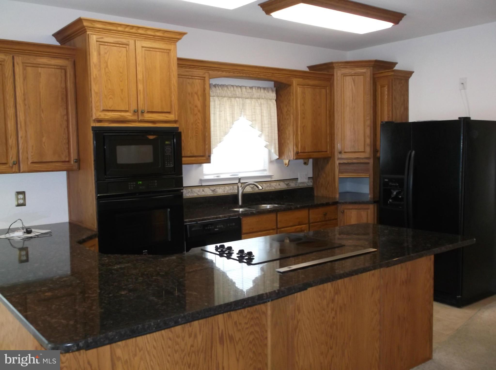 11722 Hilltop Road Lusby, MD 20657 - Photo 22 of 30 Kitchen