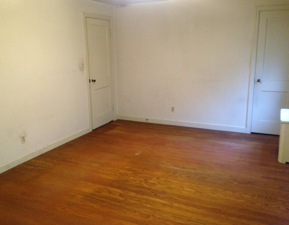 54 Brighton Street Springfield, MA 01118 - Photo 21 of 28 Gallery Image 21