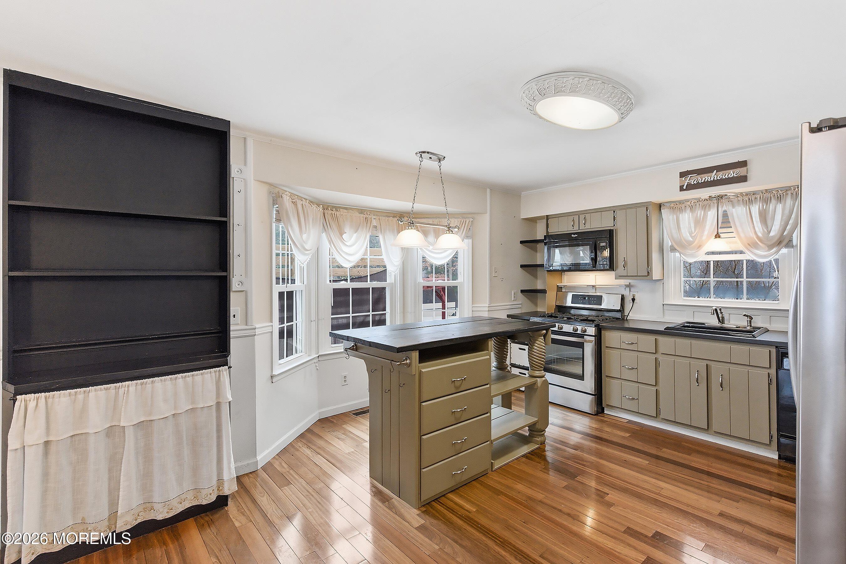 638 Freehold Road Jackson, NJ 08527 - Photo 12 of 34 12-Kitchen 1B