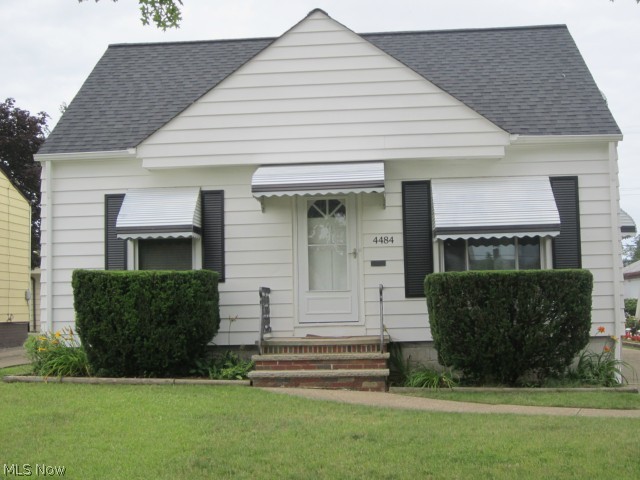 4484 Fulton Road Cleveland, OH 44144 - Photo 1 of 16 Gallery Image 1
