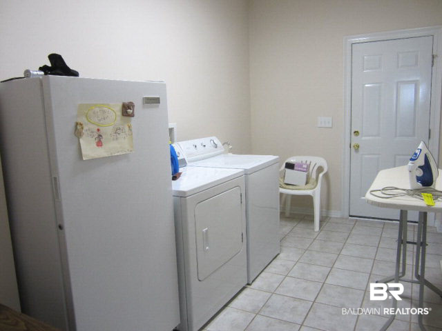 9104 Clubhouse Drive Foley, AL 36535 - Photo 21 of 31 Laundry Room