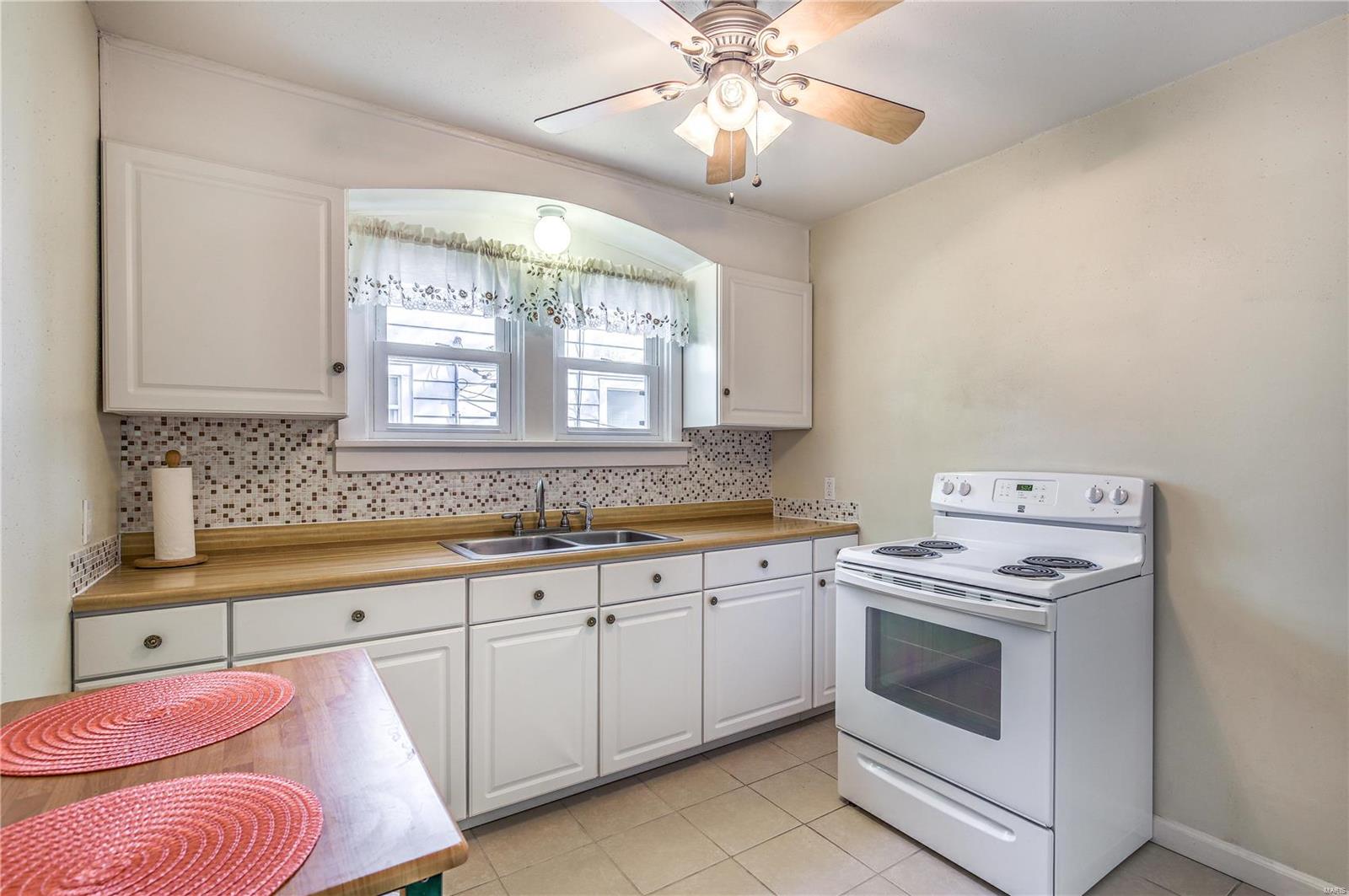 1333 Milton Road Alton, IL 62002 - Photo 7 of 18 Gallery Image 7