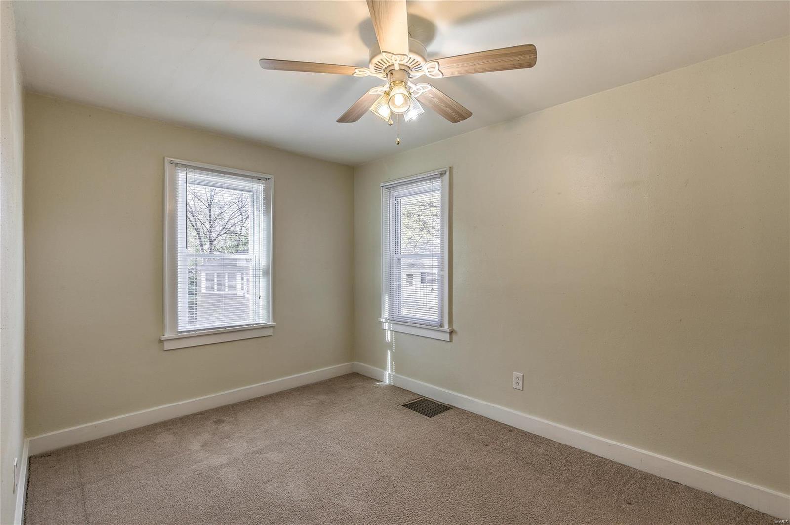 1333 Milton Road Alton, IL 62002 - Photo 8 of 18 Gallery Image 8