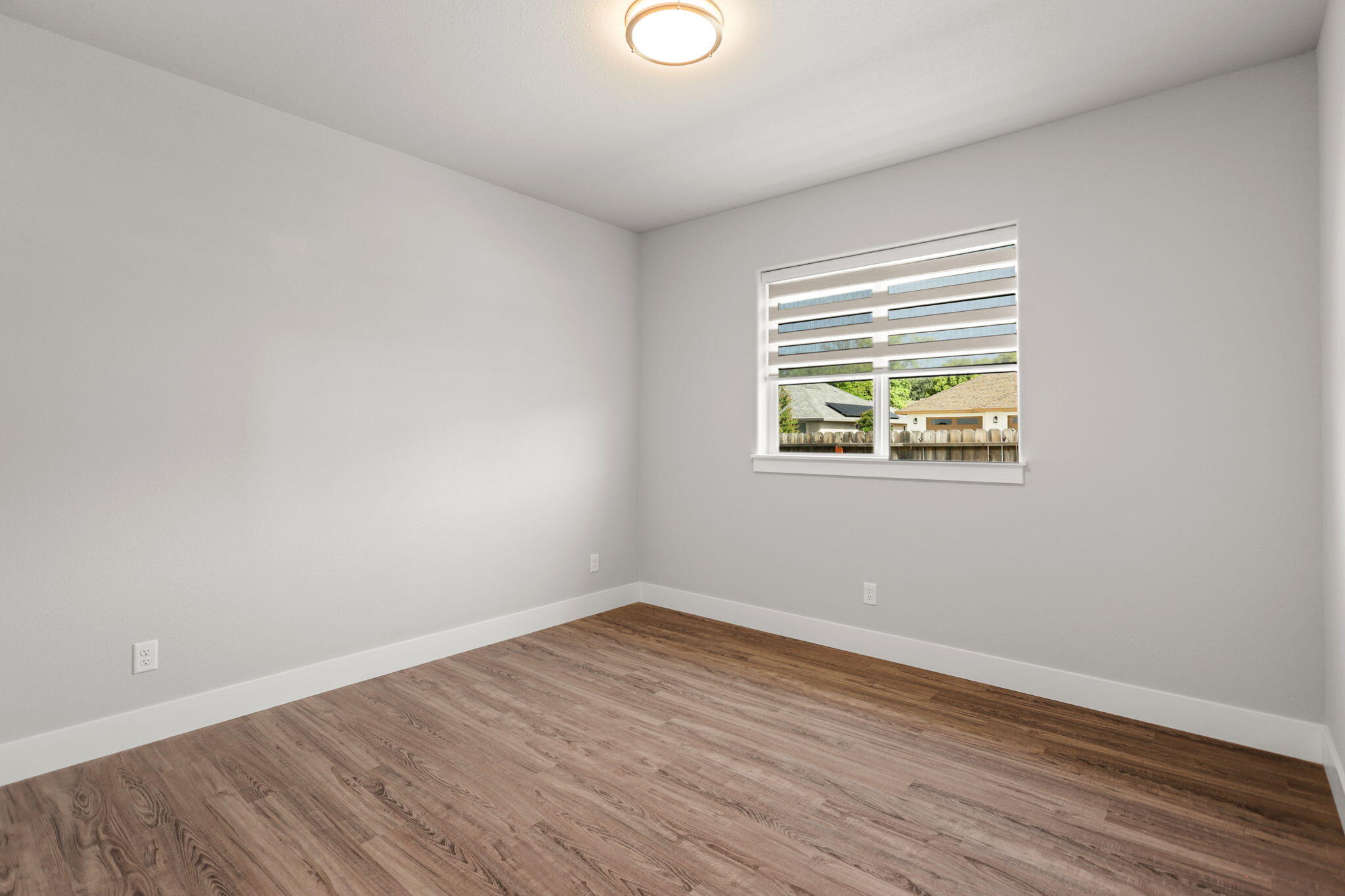 3608 Evert Place Redding, CA 96002 - Photo 22 of 46 7-web-or-mls-8Q0A6558_1