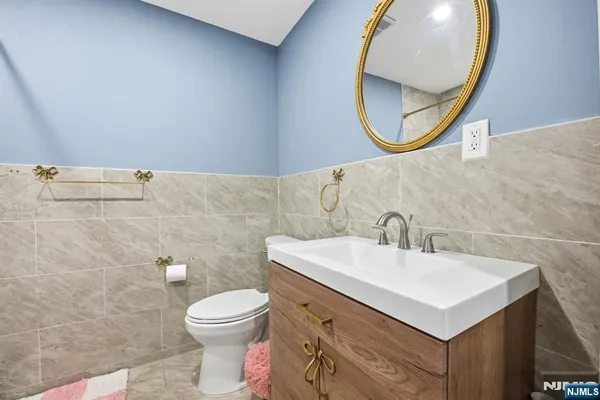 $939,000 | 301 Roosevelt Avenue, Hasbrouck Heights, NJ 07604