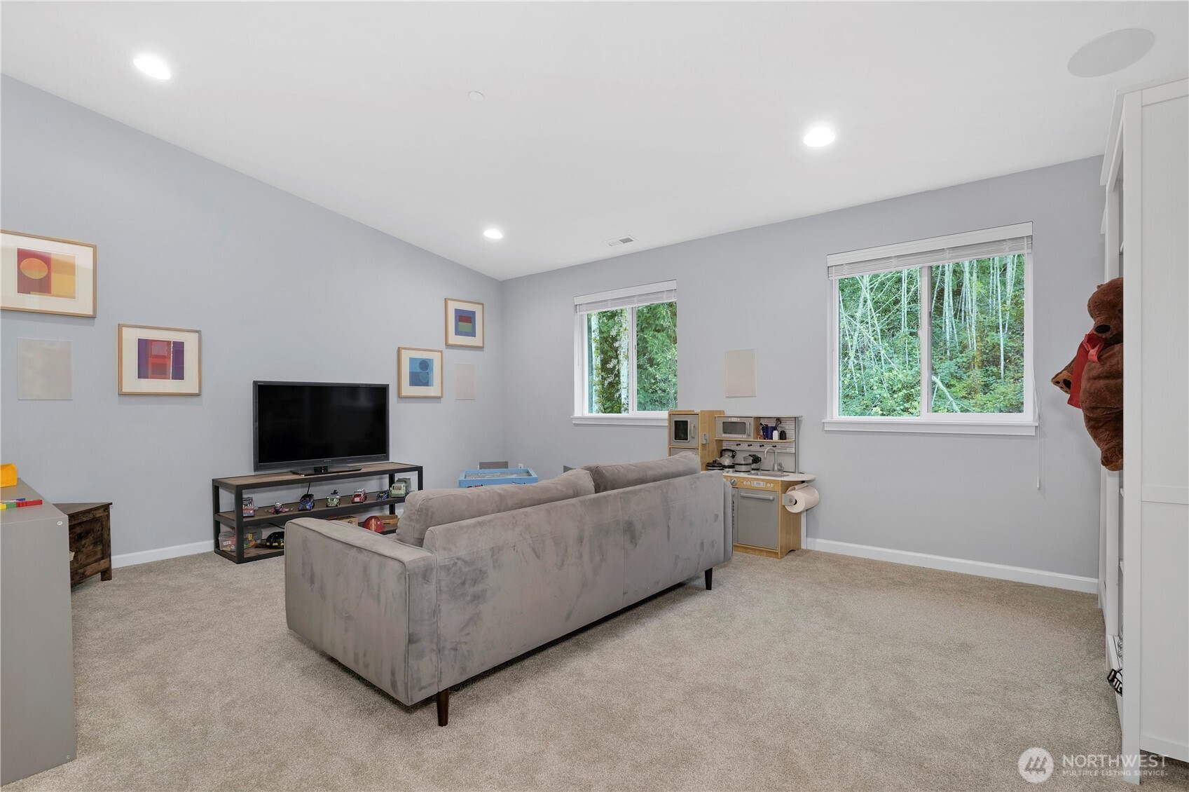 29020 Southeast Issaquah-Fall City Road Fall City, WA 98024 - Photo 16 of 40 Gallery Image 16