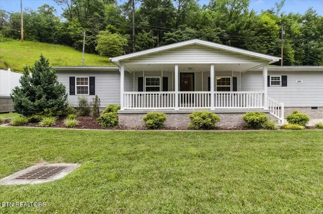 $264,000 | 2953 Highway 119, Pineville, KY 40977