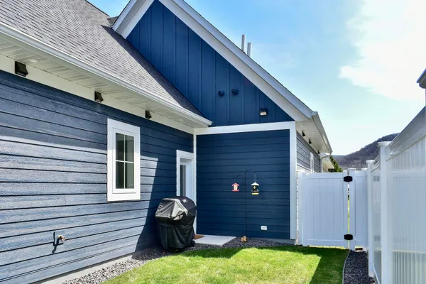 $589,000 | 54 Brickyard Lane, Winona, MN 55987