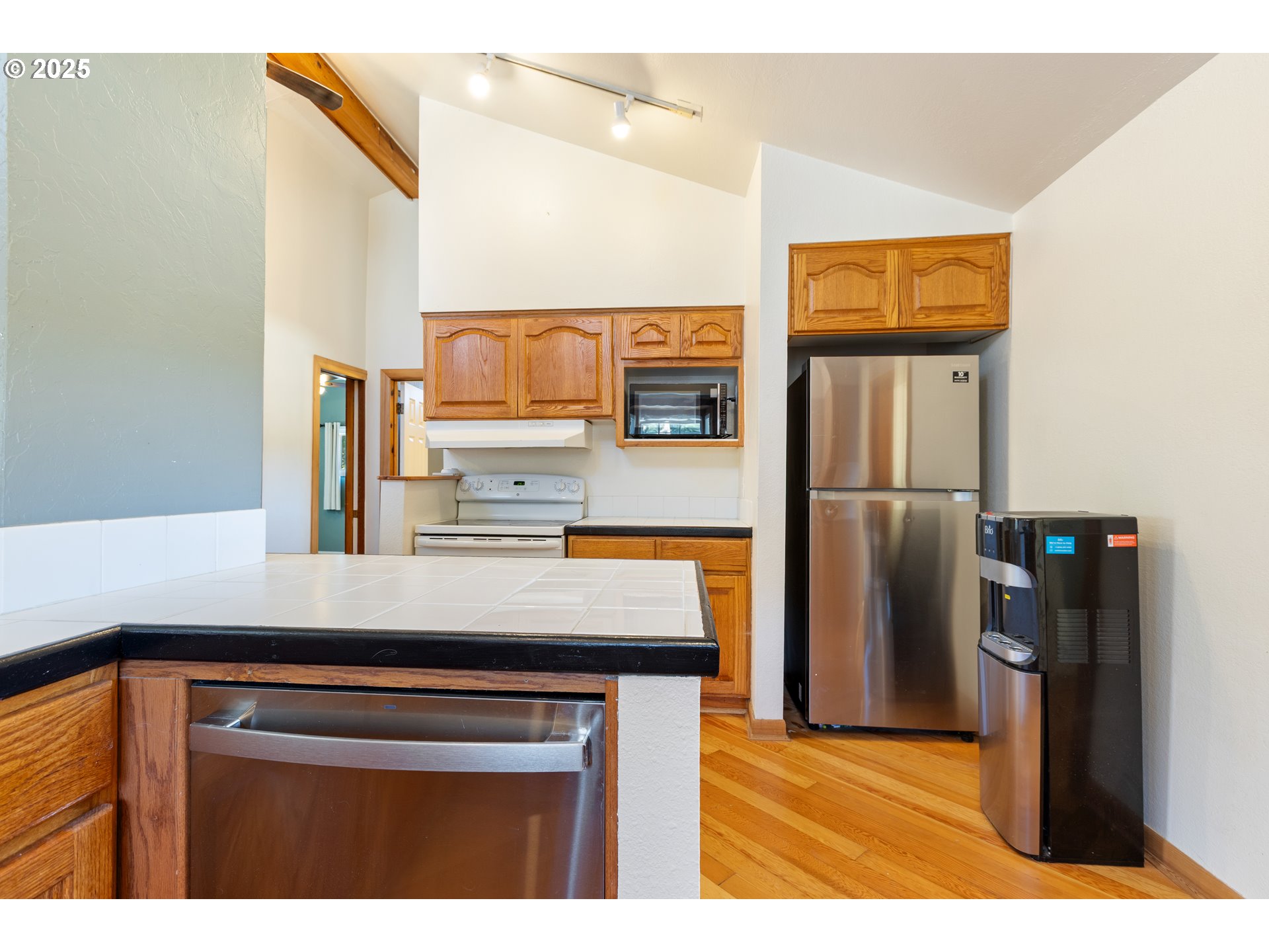 721 Cole Road Oakland, OR 97462 - Photo 14 of 48