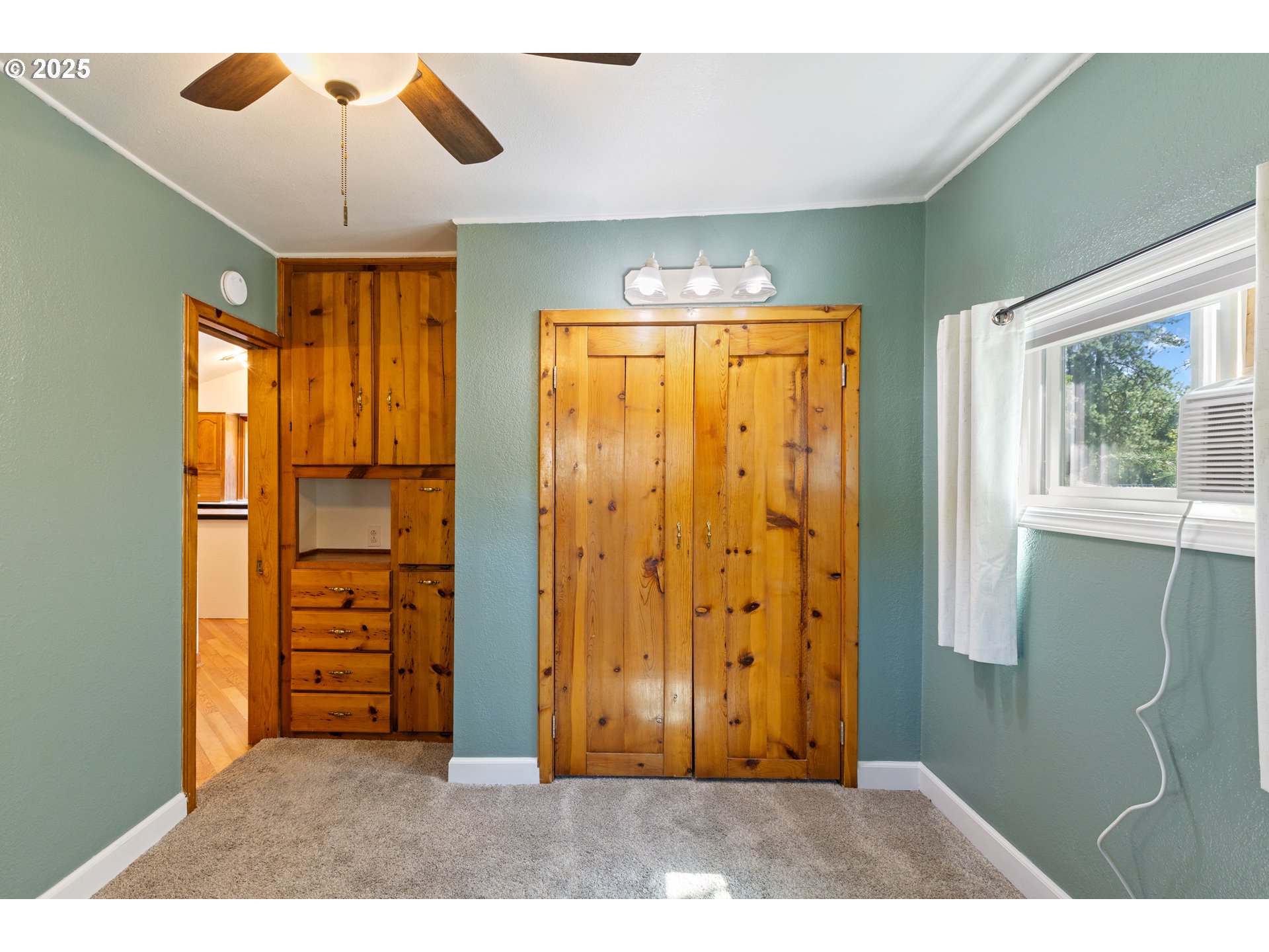 721 Cole Road Oakland, OR 97462 - Photo 15 of 48