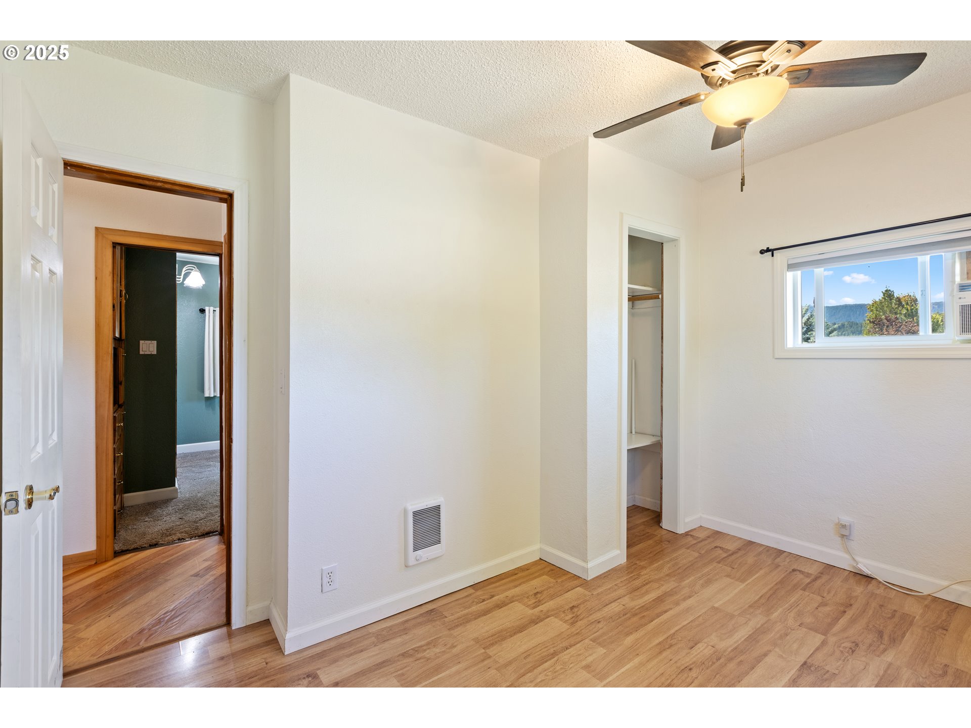 721 Cole Road Oakland, OR 97462 - Photo 17 of 48