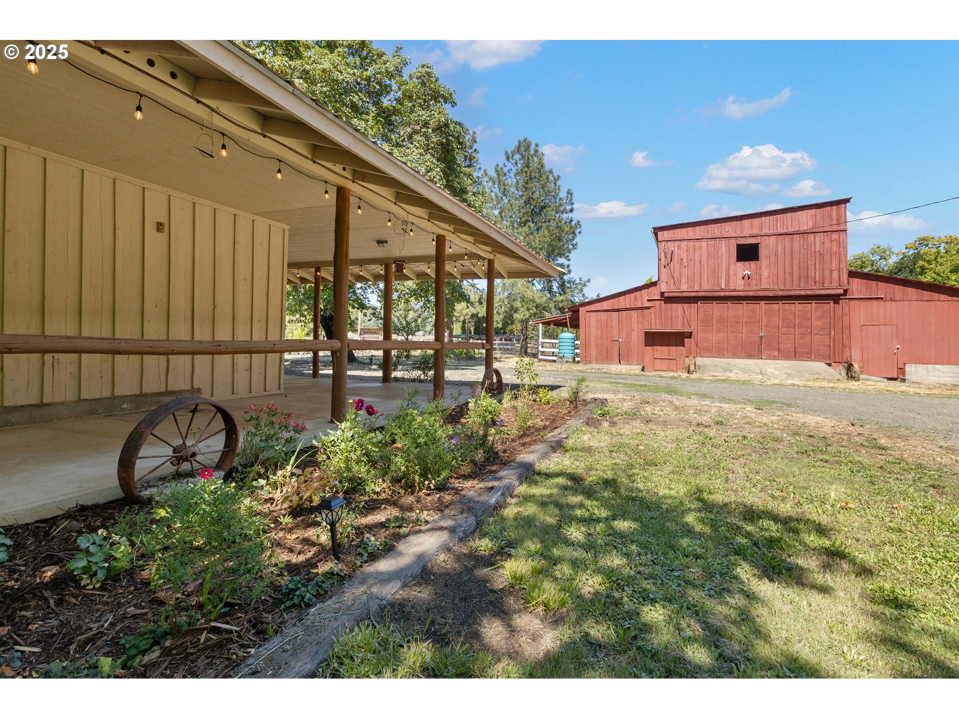 721 Cole Road Oakland, OR 97462 - Photo 23 of 48