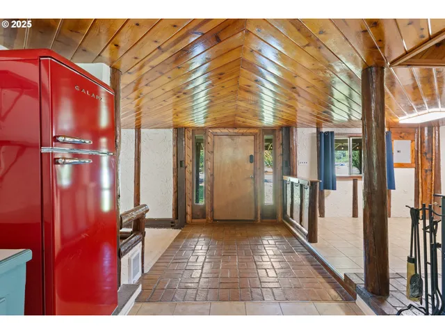 $620,000 | 721 Cole Road, Oakland, OR 97462