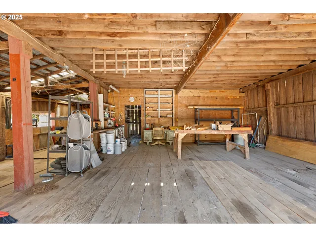 $620,000 | 721 Cole Road, Oakland, OR 97462