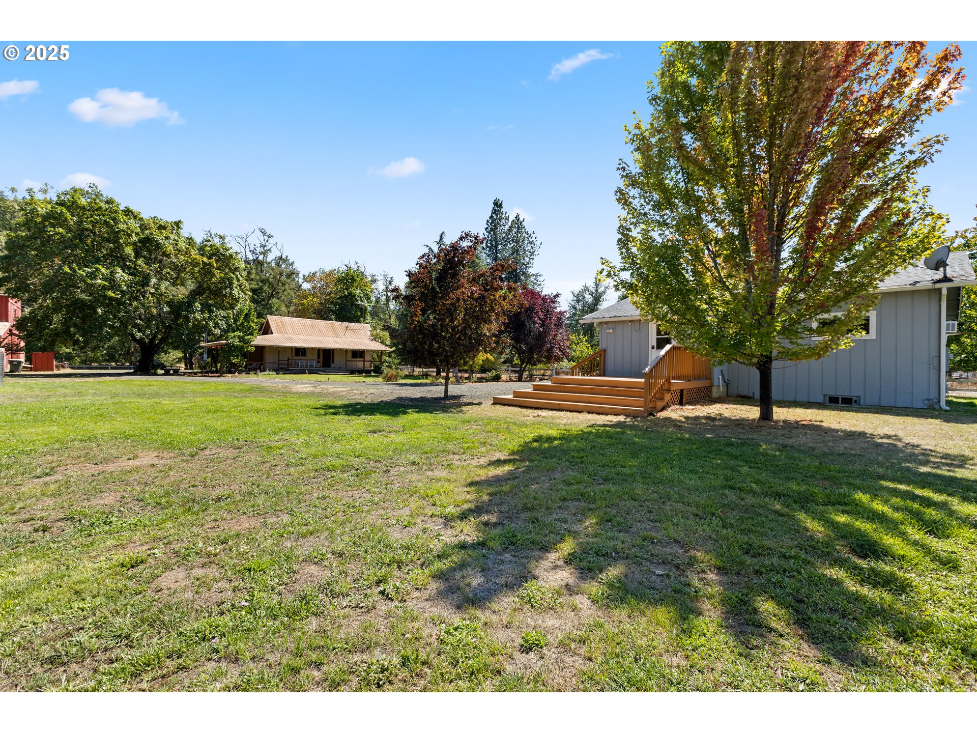 721 Cole Road Oakland, OR 97462 - Photo 4 of 48