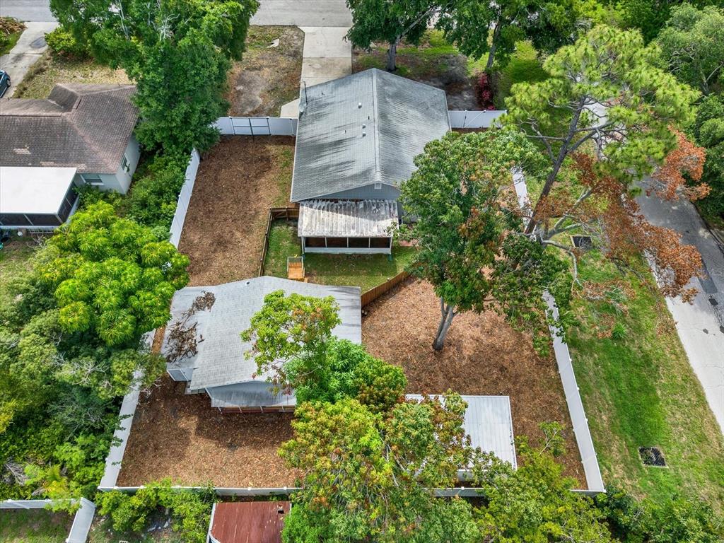 1978 Dix Street Largo, FL 33774 - Photo 10 of 44
