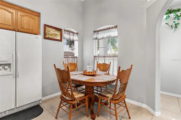 $325,000 | 93 Fairway Circle, Umatilla, FL 32784