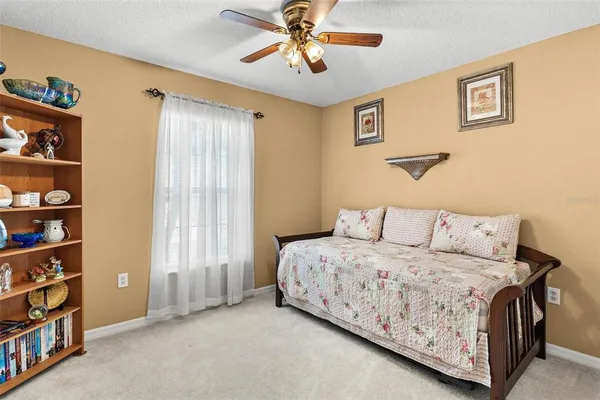 $325,000 | 93 Fairway Circle, Umatilla, FL 32784