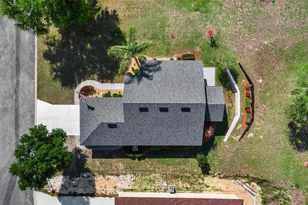 $325,000 | 93 Fairway Circle, Umatilla, FL 32784