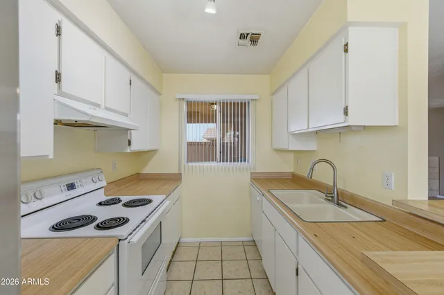 $1,850 | 501 West Yukon Drive, Unit 4, Phoenix, AZ 85027