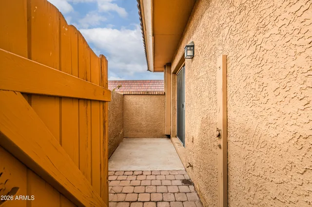 $1,850 | 501 West Yukon Drive, Unit 4, Phoenix, AZ 85027