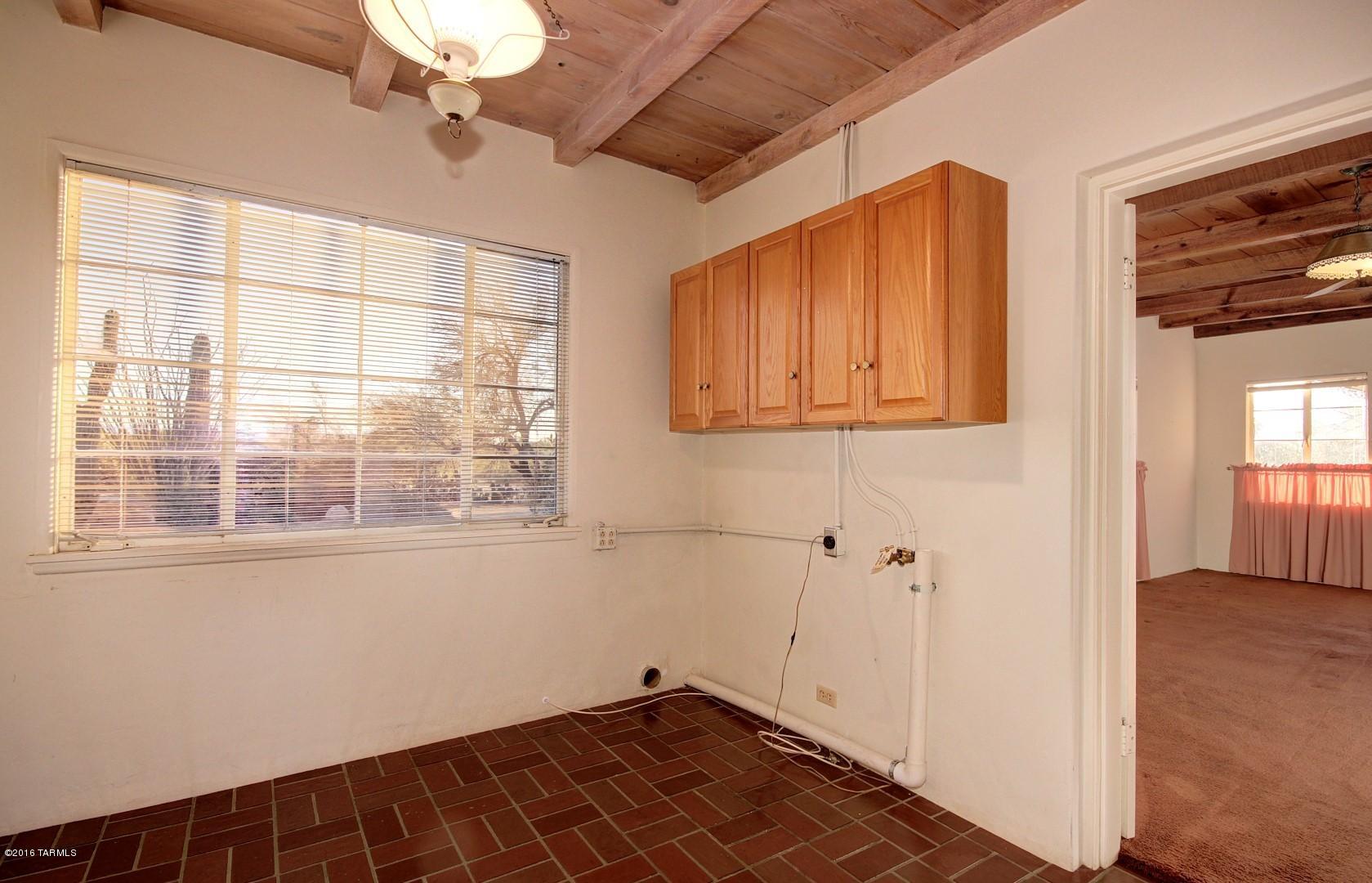 9207 East Magdalena Road Tucson, AZ 85710 - Photo 9 of 43 Gallery Image 9