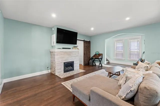 $935,000 | 1170 24th Avenue North, St. Petersburg, FL 33704