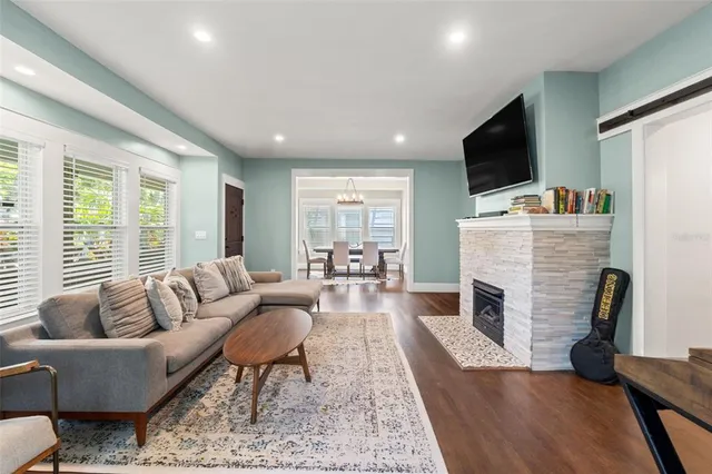 $935,000 | 1170 24th Avenue North, St. Petersburg, FL 33704