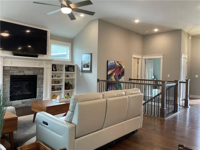 $545,950 | 32286 West 165th Street, Gardner, KS 66030