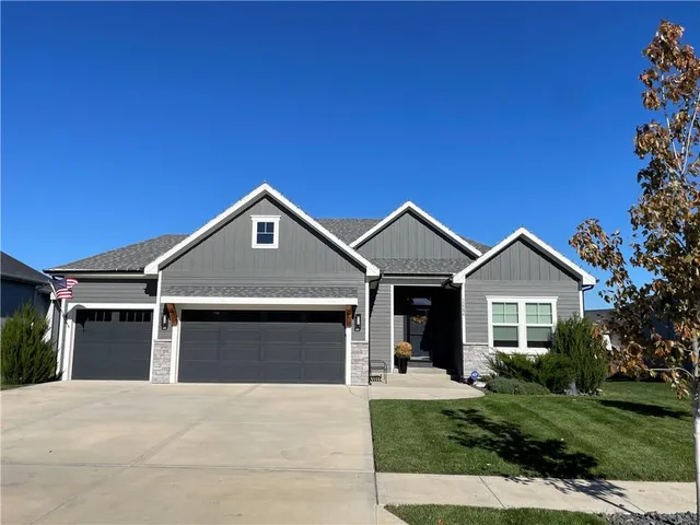 $545,950 | 32286 West 165th Street, Gardner, KS 66030