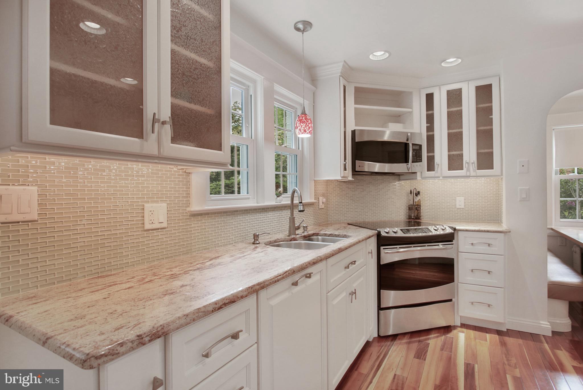 2406 Valley Road Harrisburg, PA 17104 - Photo 12 of 28 Custom Design Kitchen