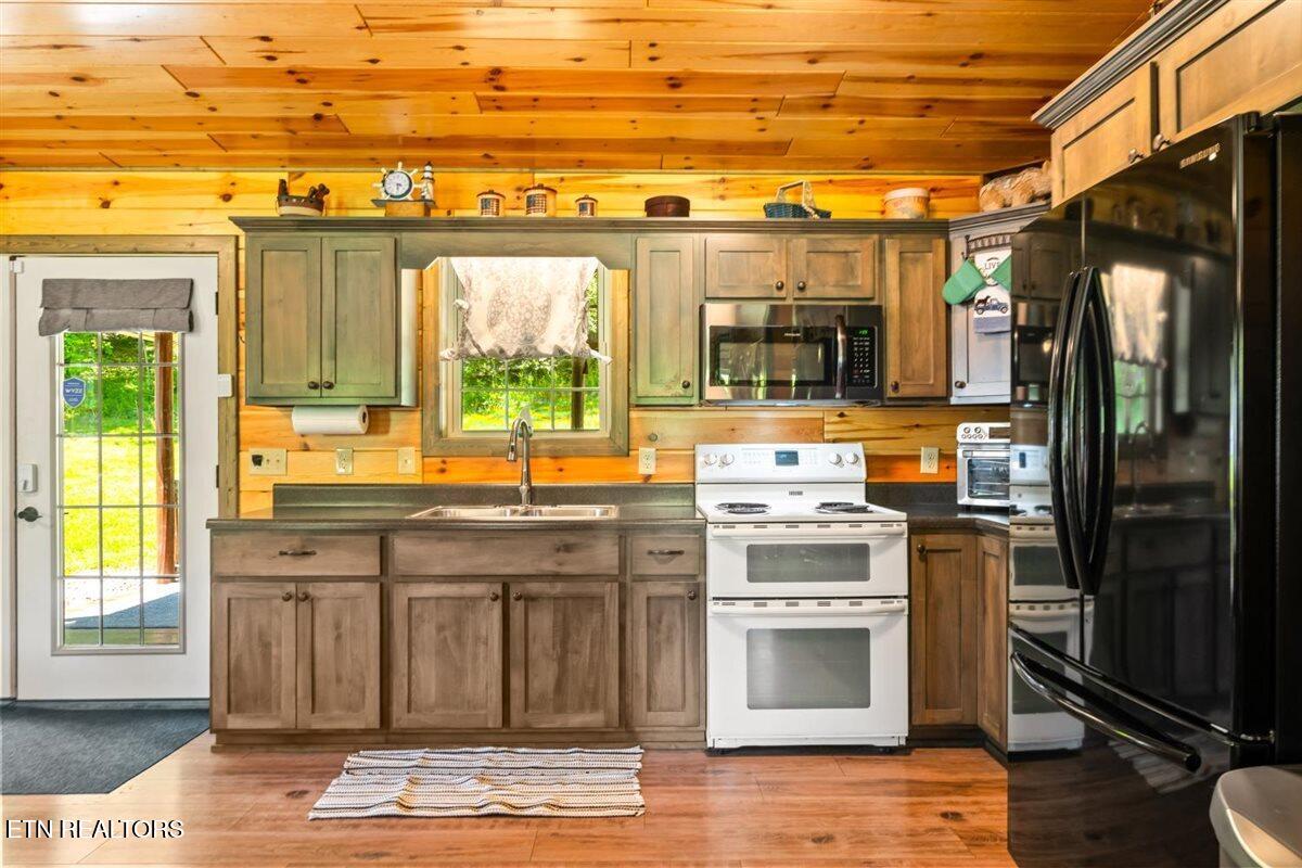 542 Whitman Hollow Road La Follette, TN 37766 - Photo 12 of 59 13-542 Whitman Hollow Rd