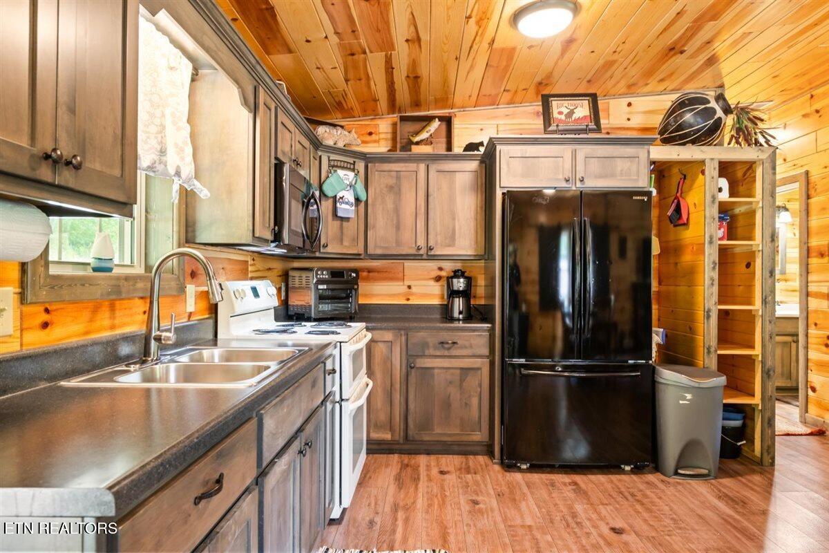 542 Whitman Hollow Road La Follette, TN 37766 - Photo 13 of 59 14-542 Whitman Hollow Rd