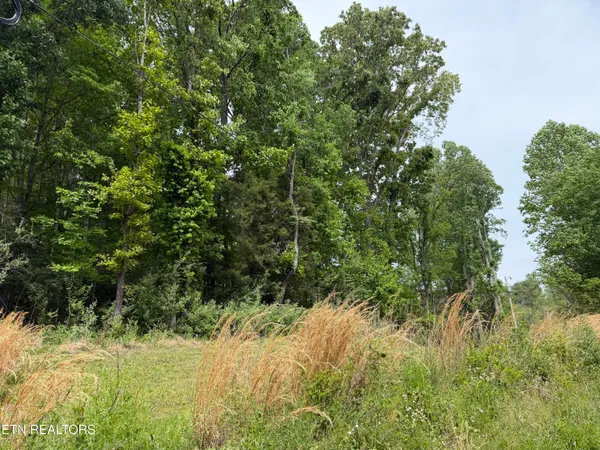 $748,500 | 542 Whitman Hollow Road, La Follette, TN 37766
