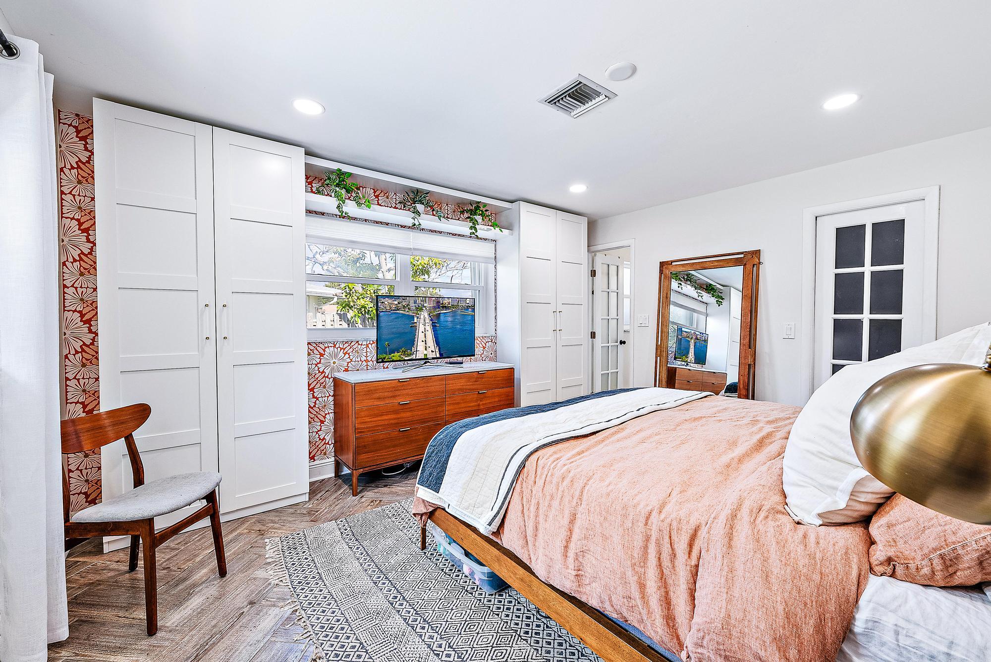 226 Norfolk Road Jupiter, FL 33469 - Photo 15 of 33 Master Bedroom