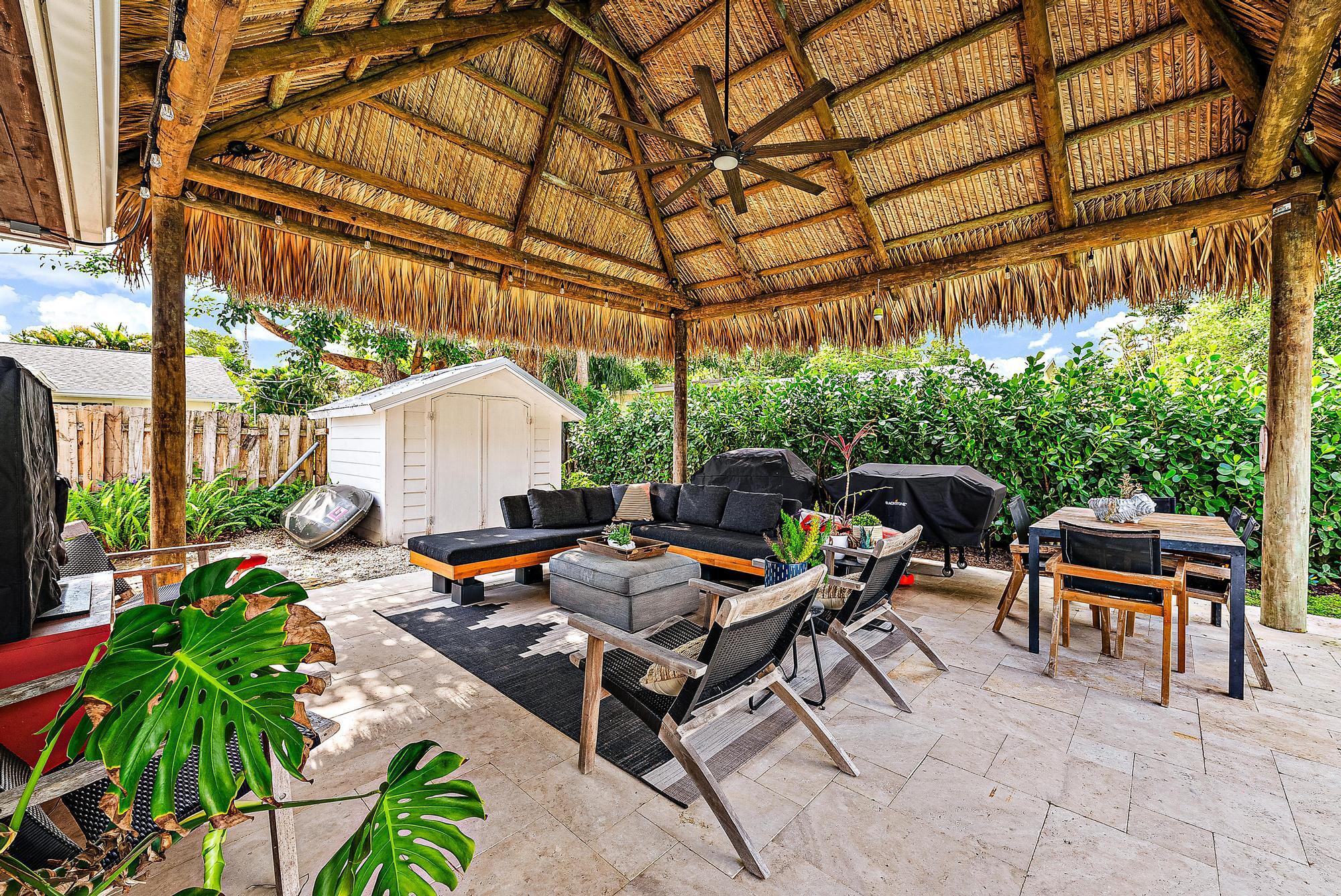 226 Norfolk Road Jupiter, FL 33469 - Photo 21 of 33 Huge Tiki Hut