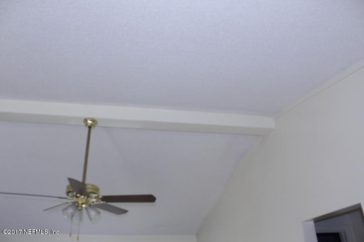 7895 Gulf Road South Jacksonville, FL 32244 - Photo 13 of 16 Vaulted ceiling