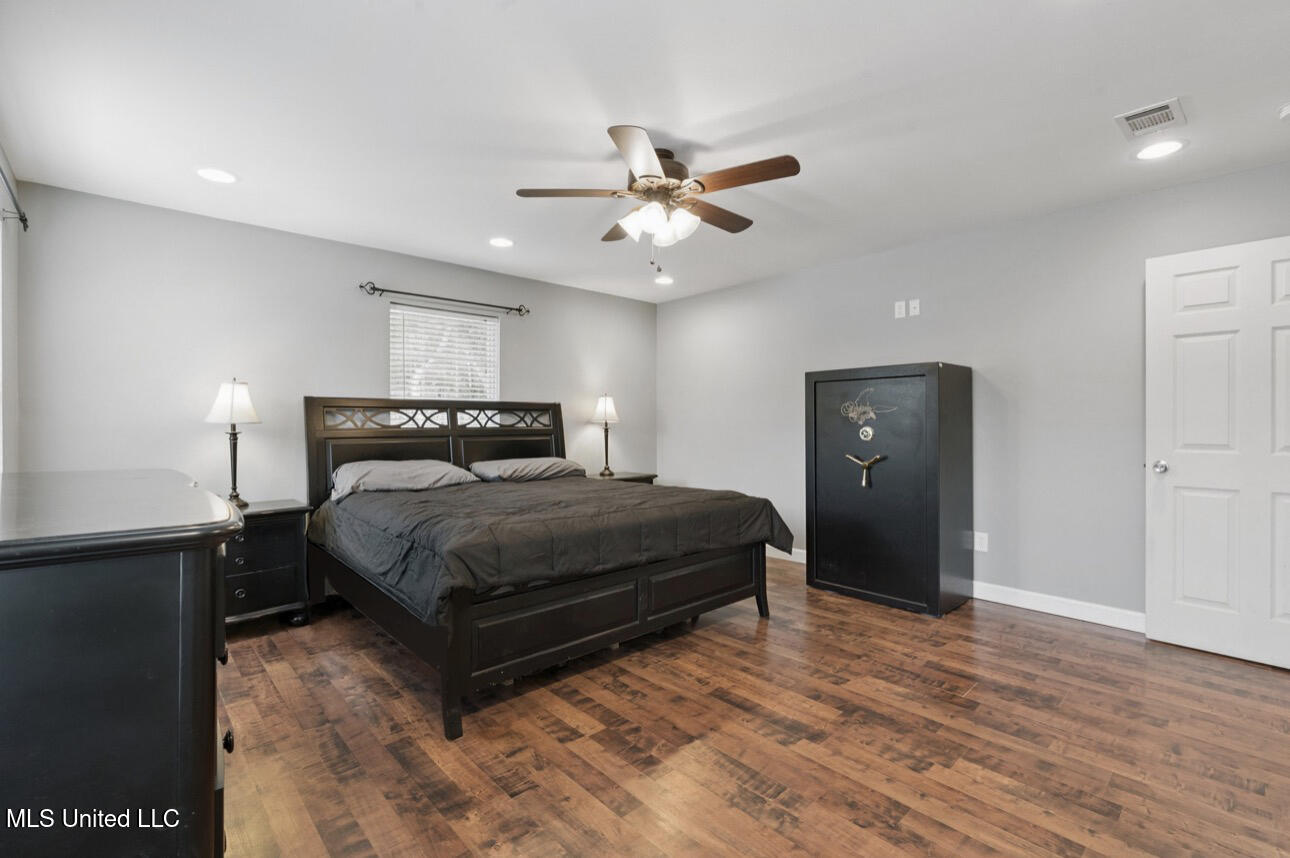 480 St Charles Street Bay St. Louis, MS 39520 - Photo 13 of 21 master bedroom 1