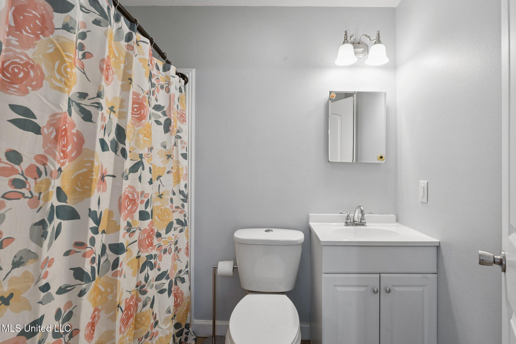 480 St Charles Street Bay St. Louis, MS 39520 - Photo 21 of 21 004