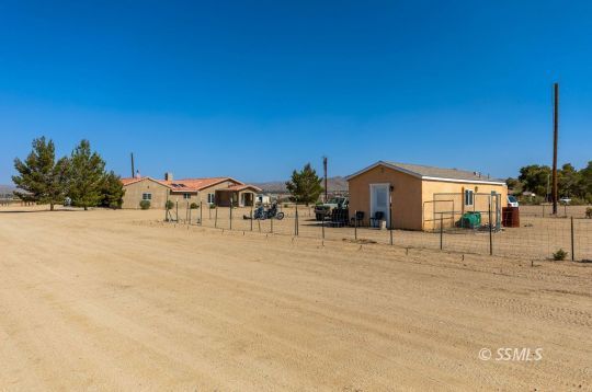 1500 Rademacher Way Ridgecrest, CA 93555 - Photo 5 of 38
