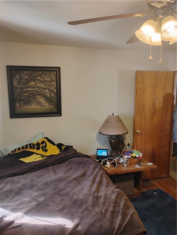 1816 Filmore Street Aliquippa, PA 15001 - Photo 12 of 17 a living room with furniture and a table