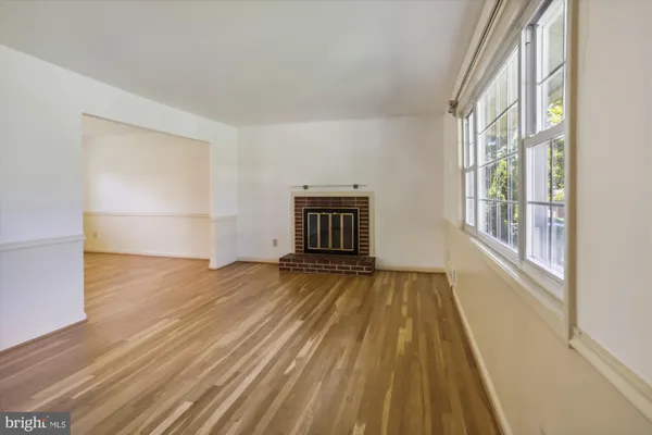 $4,000 | 11817 Charen Lane, Potomac, MD 20854