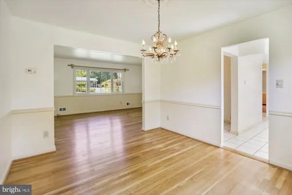 $4,000 | 11817 Charen Lane, Potomac, MD 20854