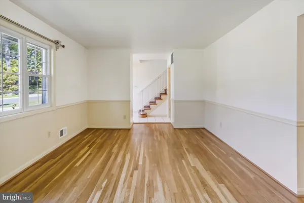 $4,000 | 11817 Charen Lane, Potomac, MD 20854