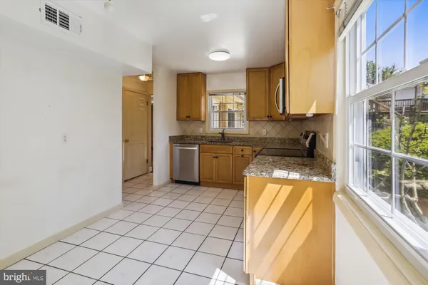 $4,000 | 11817 Charen Lane, Potomac, MD 20854