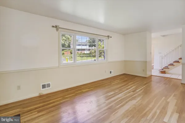 $4,000 | 11817 Charen Lane, Potomac, MD 20854