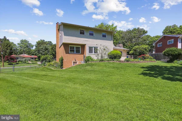 $4,000 | 11817 Charen Lane, Potomac, MD 20854