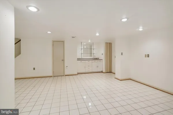 $4,000 | 11817 Charen Lane, Potomac, MD 20854